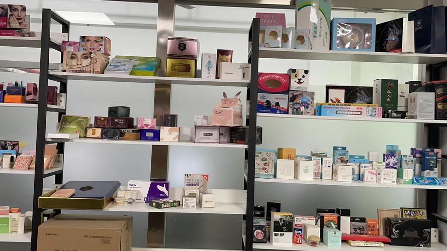 走进义乌市步安文化用品工厂展厅 201351403系列产品的匠心制造
